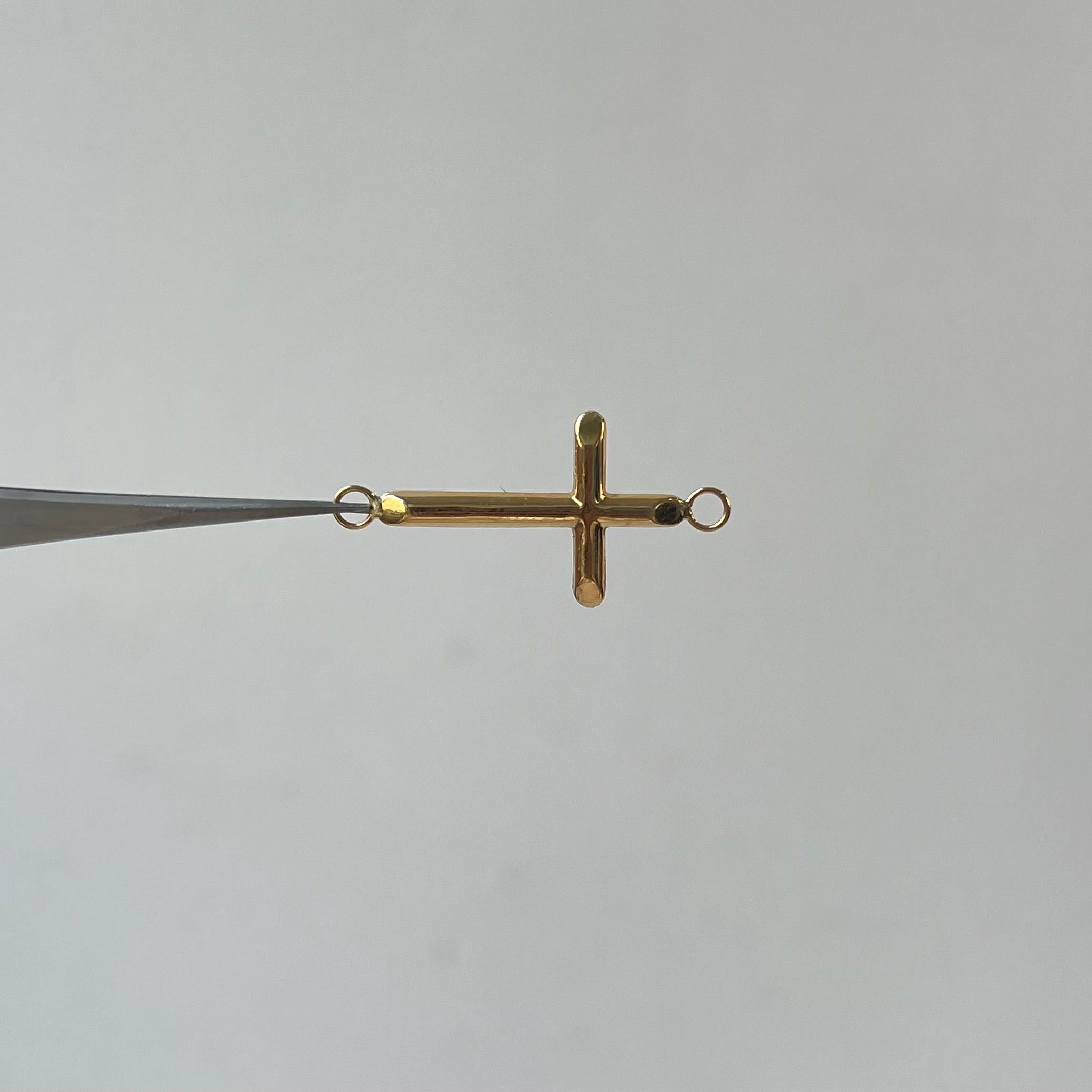 HERRAJE CRUZ ORO AMARILLO 18K 0,81 GR / 3,2 CM