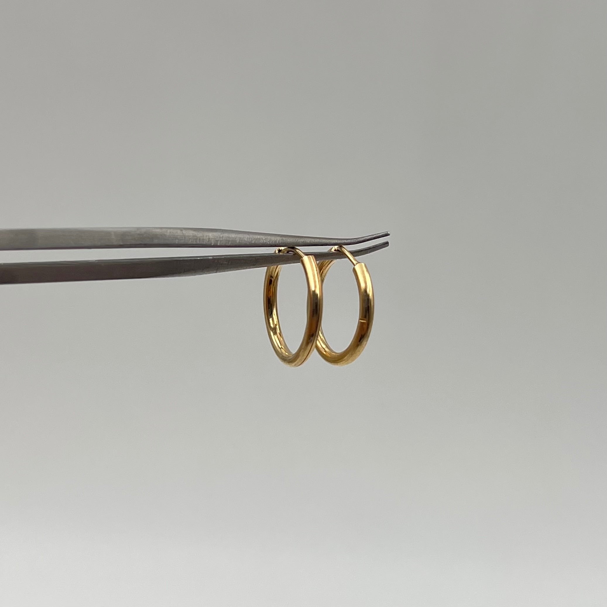 CANDONGA LISA ORO AMARILLO 18K 0,52 GR / 1 CM