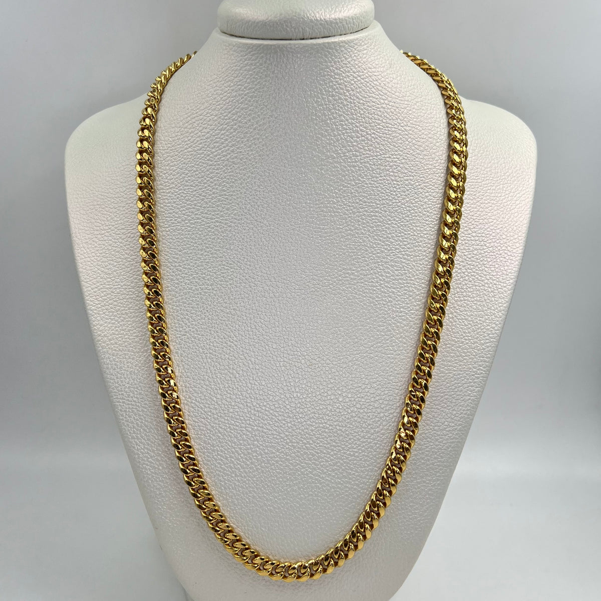 CADENA ITALY CUBANA ORO AMARILLO 18K 17,91 GR / 7,4 MM / 60 CM