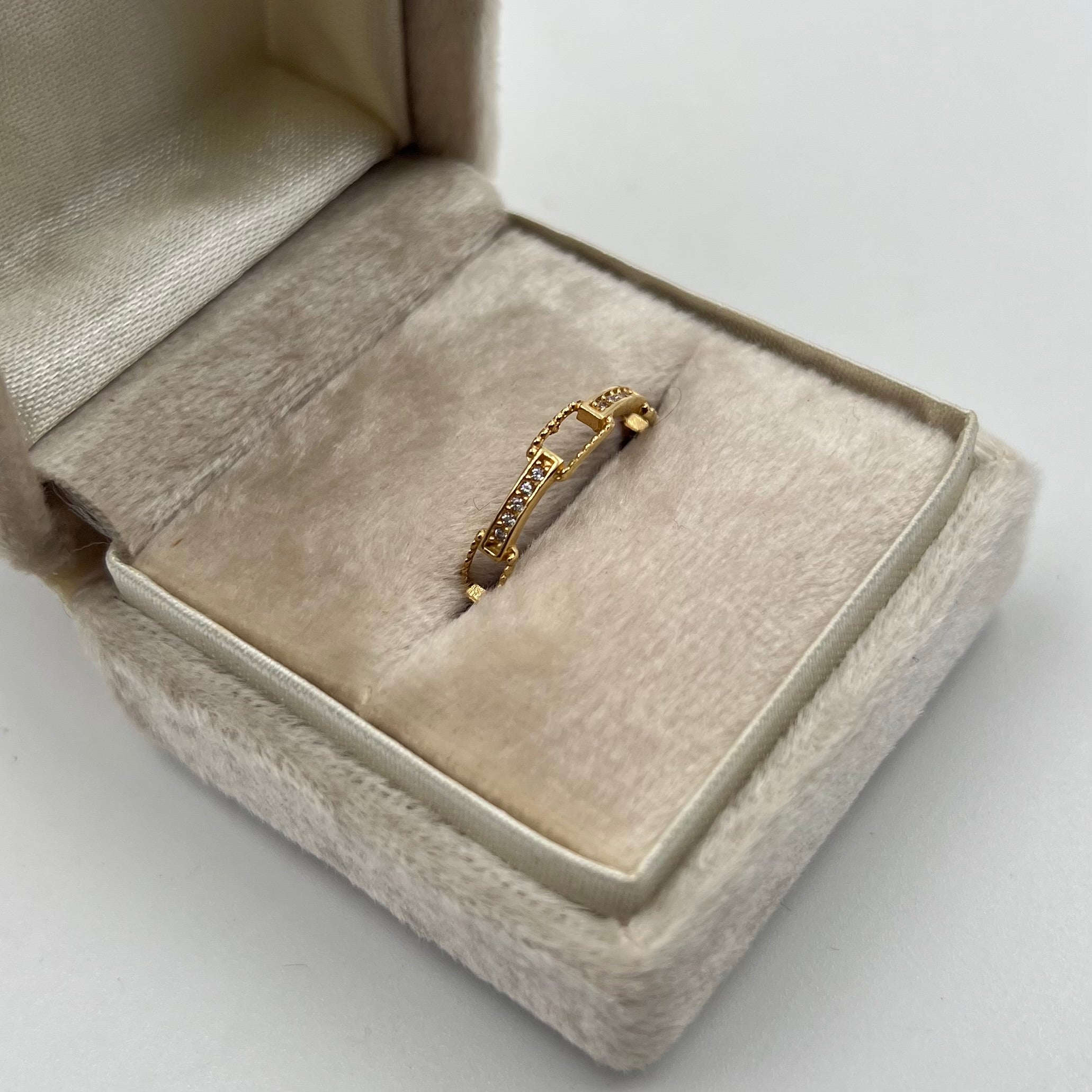 ANILLO ESLABON CON CIRCONES ORO AMARILLO 18K / TALLA 8 / 1,44 GR / 3 MM