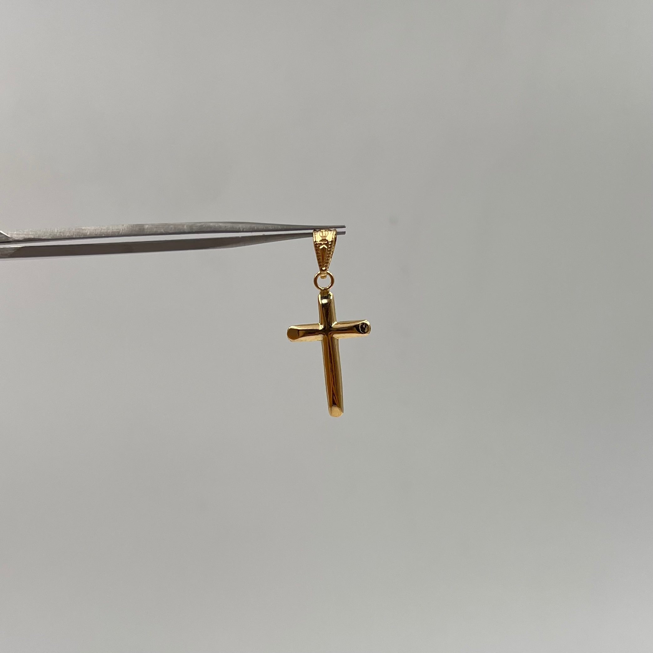 DIJE CRUZ ORO AMARILLO 18K 0,69 GR / 2,6 MM / 2,2 CM
