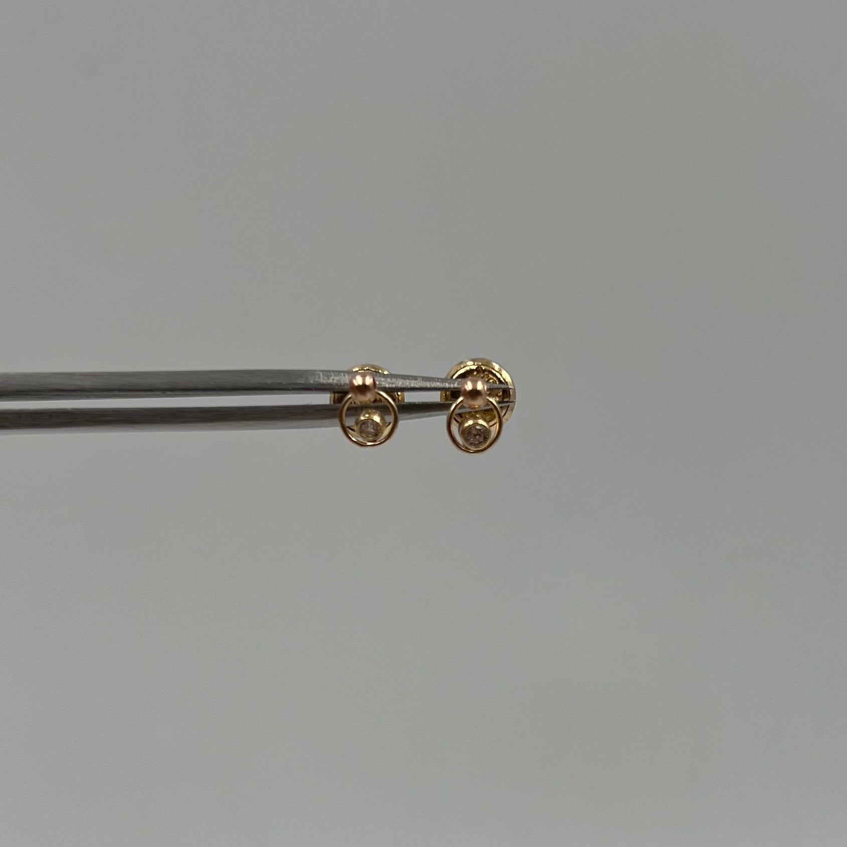 TOPOS ARO CIRCON BLANCO  ORO AMARILLO 18K 0,67 GR / 4 MM