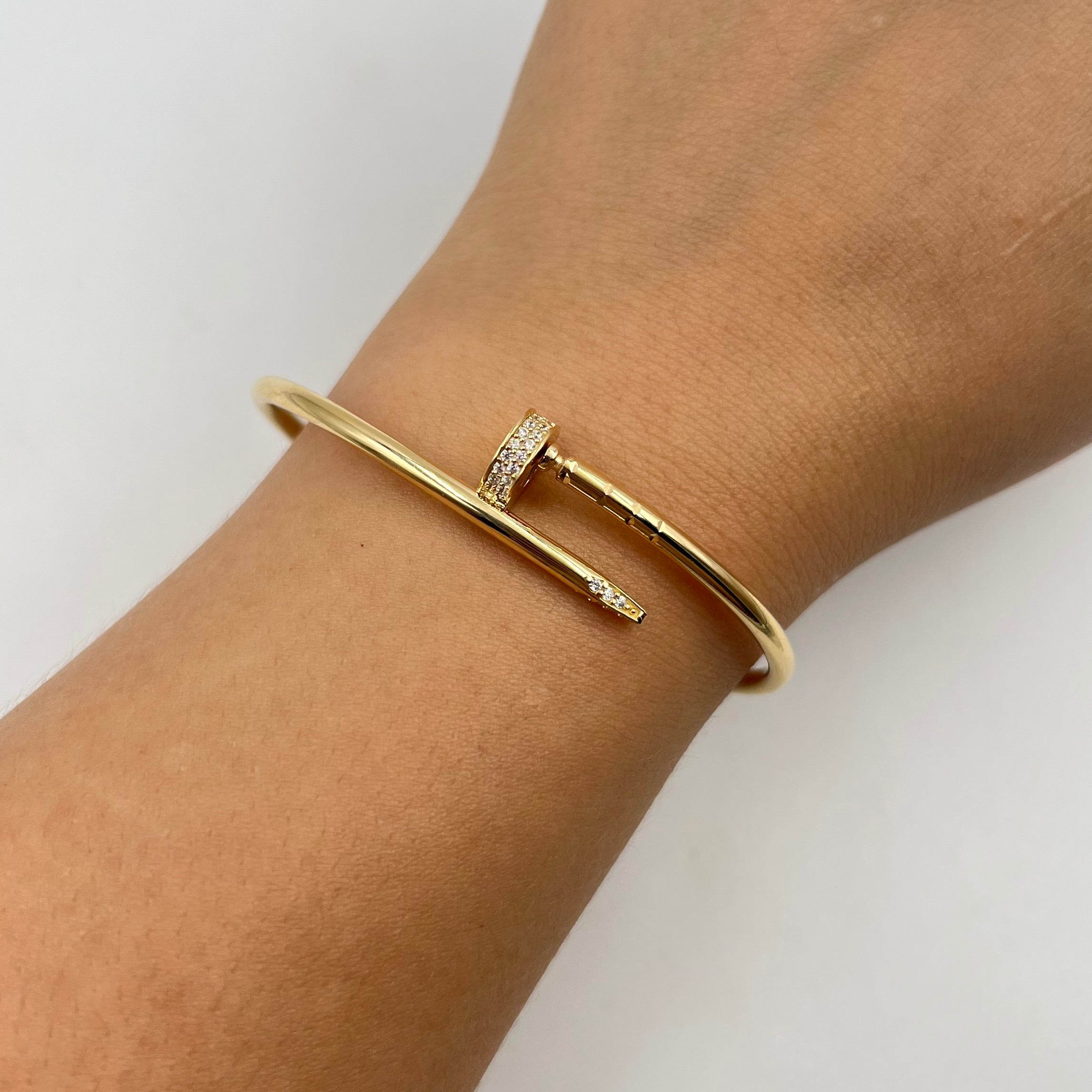 ARO ITALY CLAVO  ORO AMARILLO 18K +4 / 6,8 GR / 2,7 MM / 16 CM