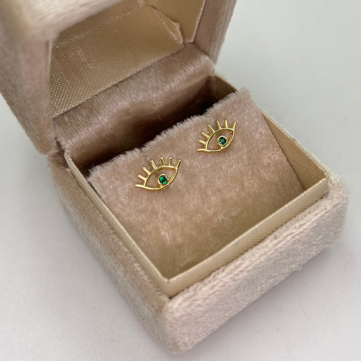TOPOS OJO CIRCON VERDE ORO AMARILLO 18K 0,82 GR / 10 MM