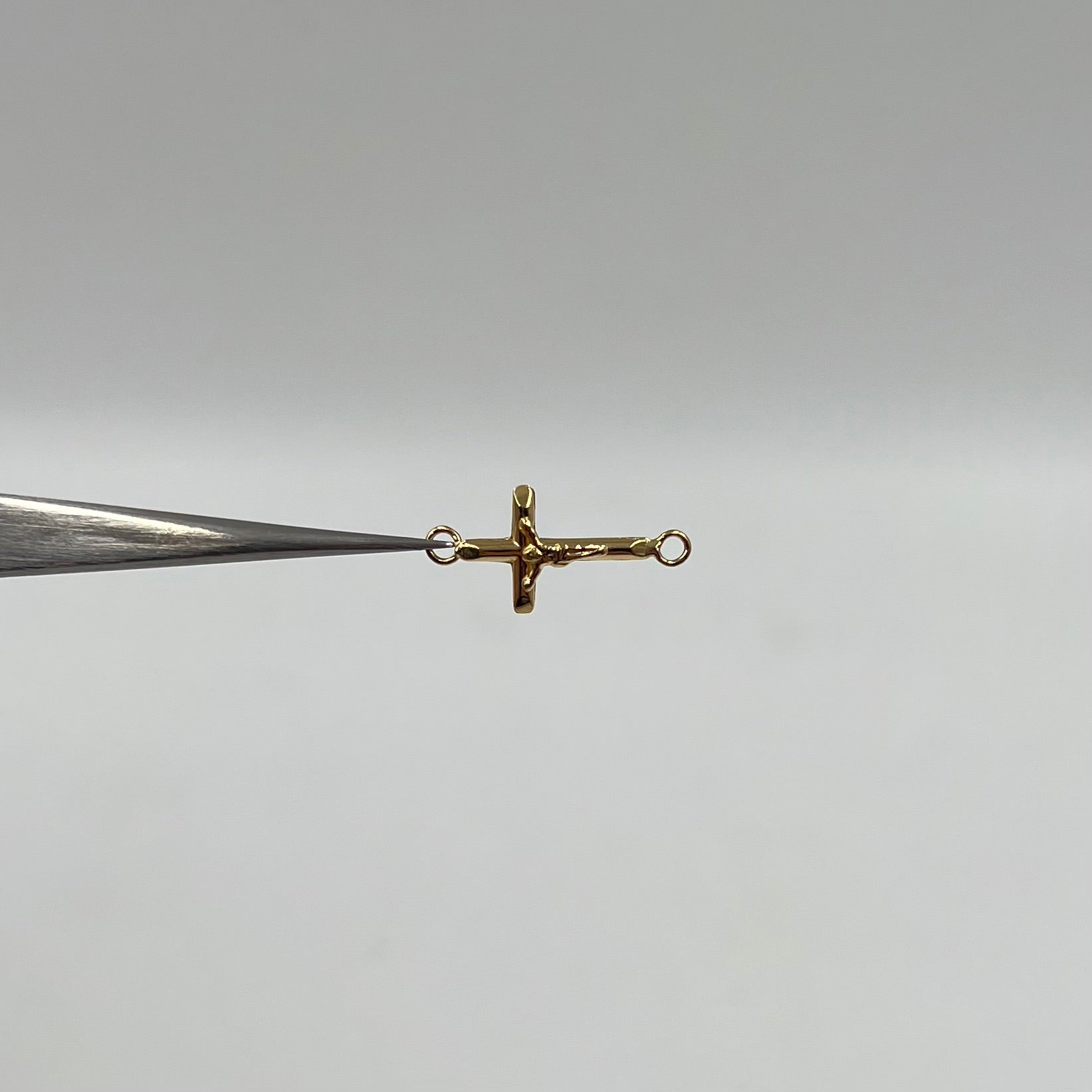 HERRAJE CRUZ CRISTO ORO AMARILLO 18K 0,31 GR / 1,9 CM