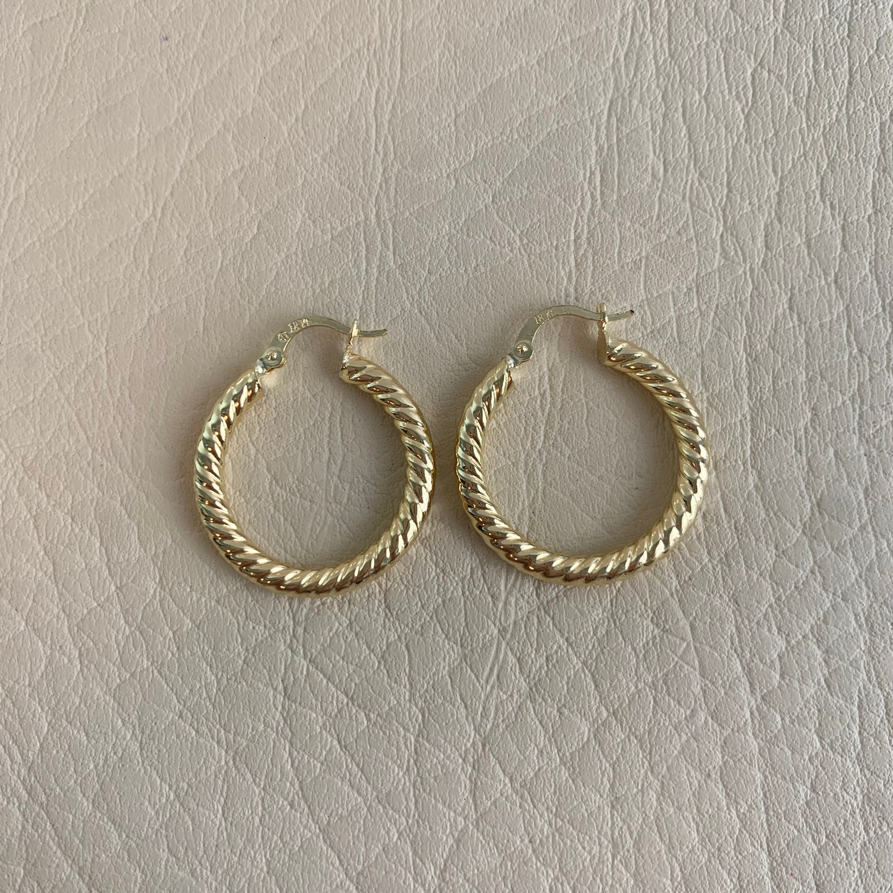 CANDONGA RAYADAS ORO AMARILLO 18K 2,8 GR / 2,8 CM