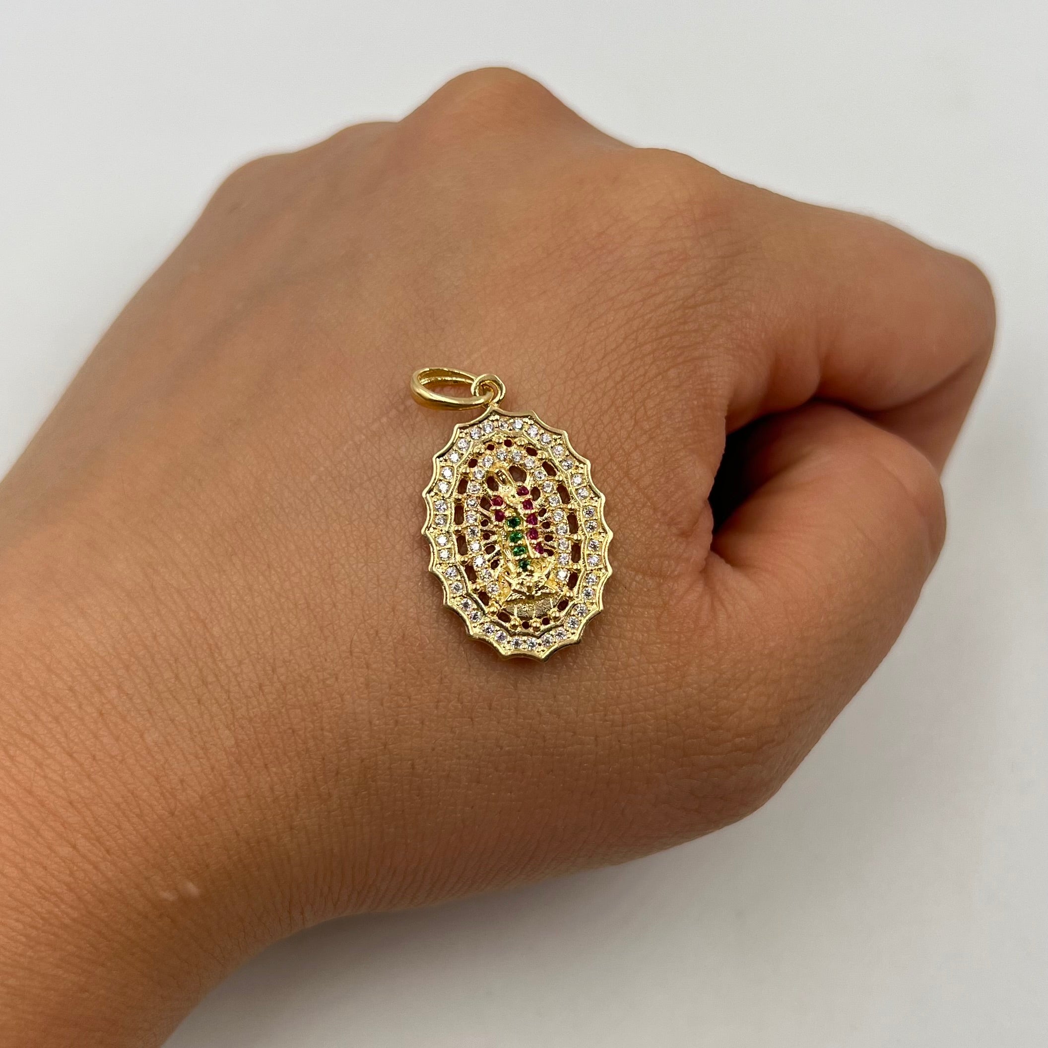 DIJE VIRGEN DE GUADALUPE CIRCONES  ORO AMARILLO 18K 3,72 GR / 16 MM / 2,4 CM