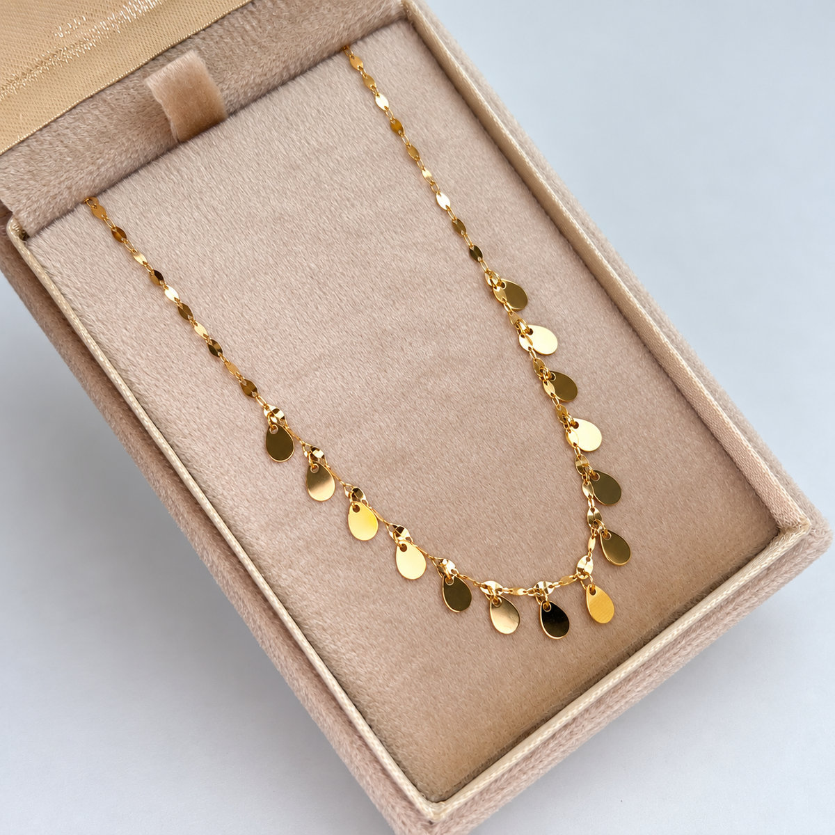 CADENA ITALY FLOR ESPEJO ESPECIAL GOTAS ORO AMARILLO 18K +3 / 1,26 GR / 1,9 MM / 45 CM