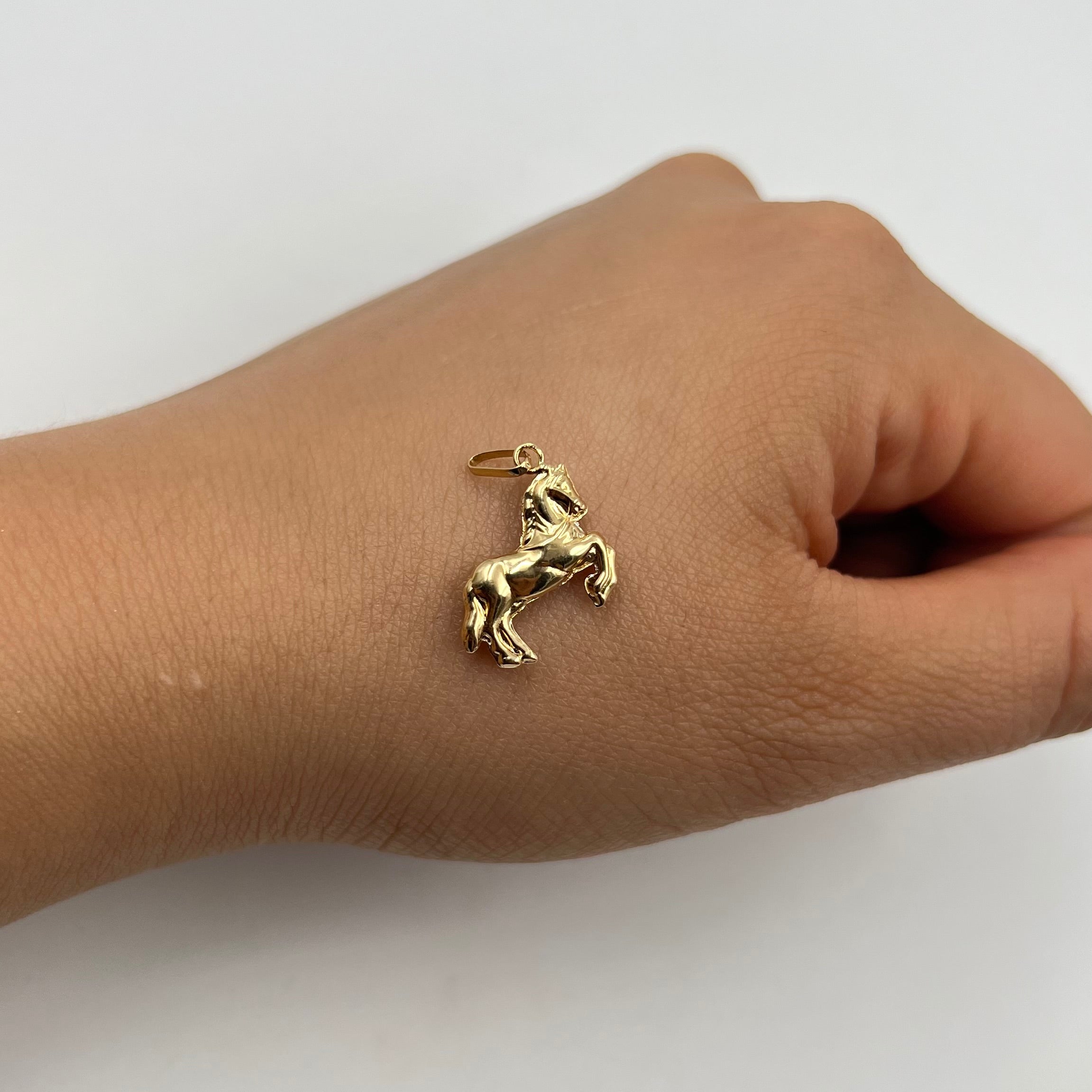 DIJE CABALLO  ORO AMARILLO 18K 0,71 GR / 16 MM / 1,4 CM