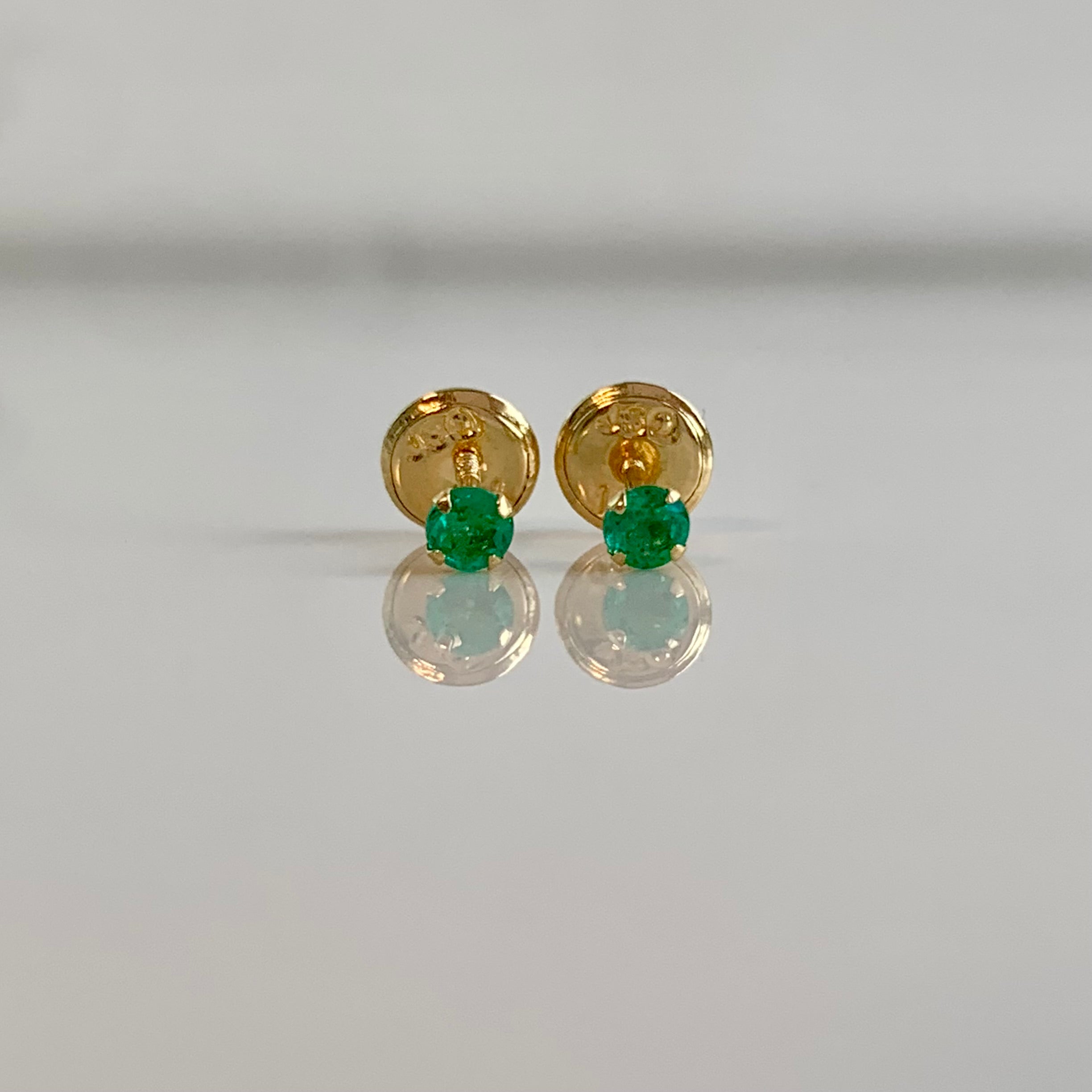 TOPOS ESMERALDA / 0.20 PTS  ORO AMARILLO 18K 0,57 GR / 3 MM
