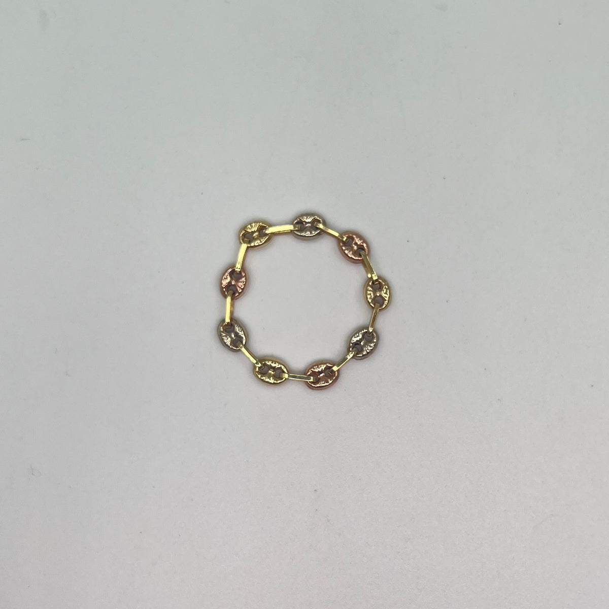 ANILLO BABY GC TRES OROS 18K / TALLA 8/5 / 0,67 GR / 3 MM