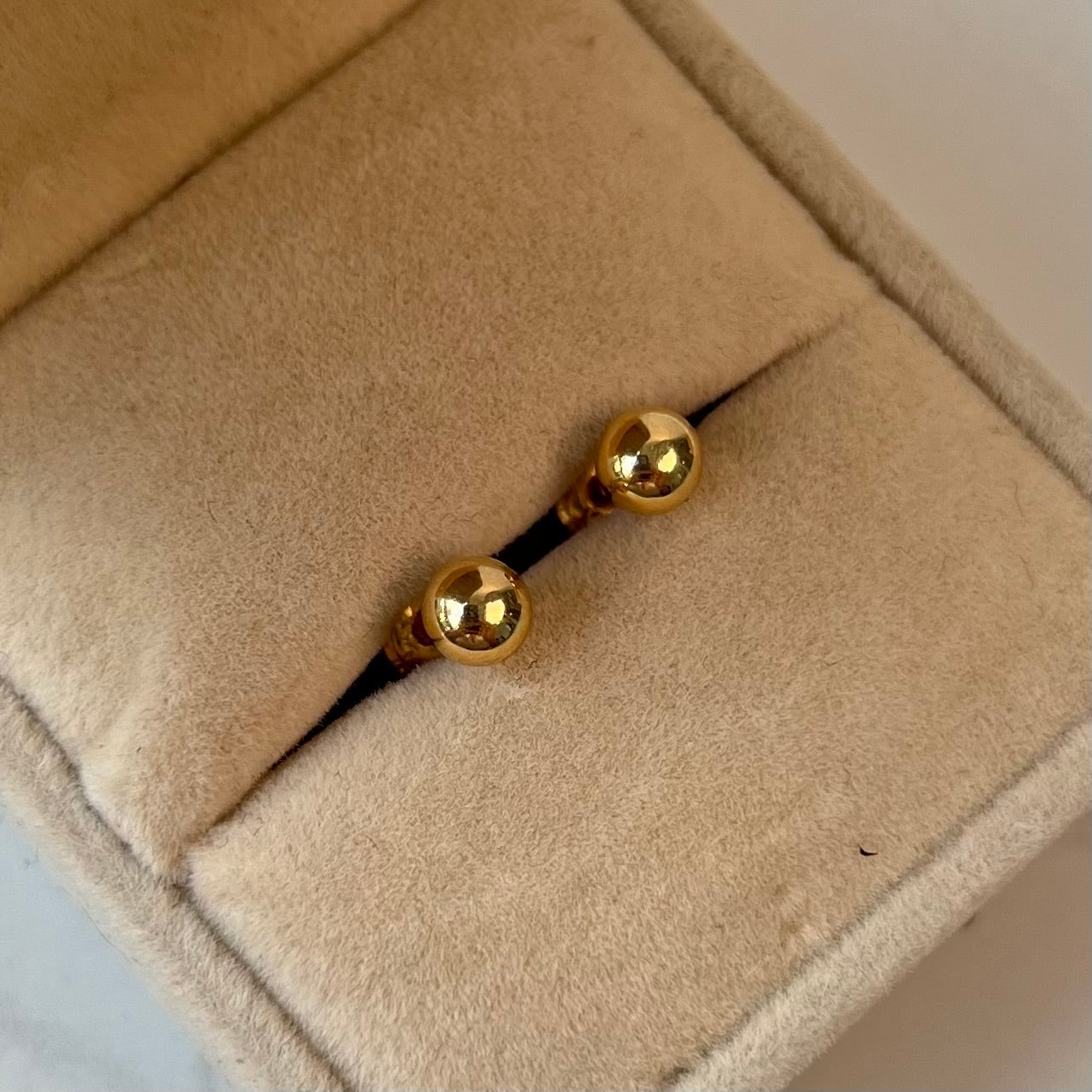 TOPOS BOLA LISA  ORO AMARILLO 18K 0,6 GR / 5 MM