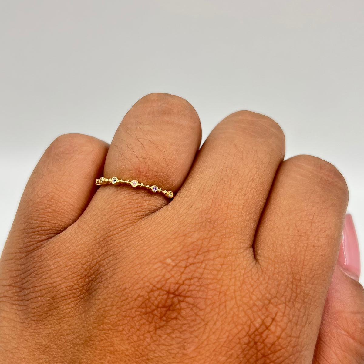 ANILLO 5 CIRCONES COLORES ORO AMARILLO 18K / TALLA 7/5 / 1,26 GR / 1,9 MM