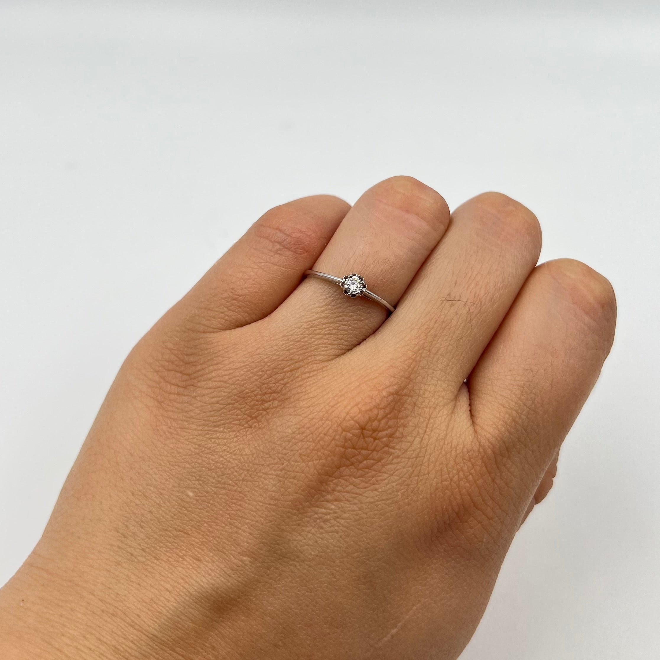 ANILLO SOLITARIO CIRCON BLANCO ORO BLANCO 18K / TALLA 5/ 1/4 / 1,09 GR / 1 MM