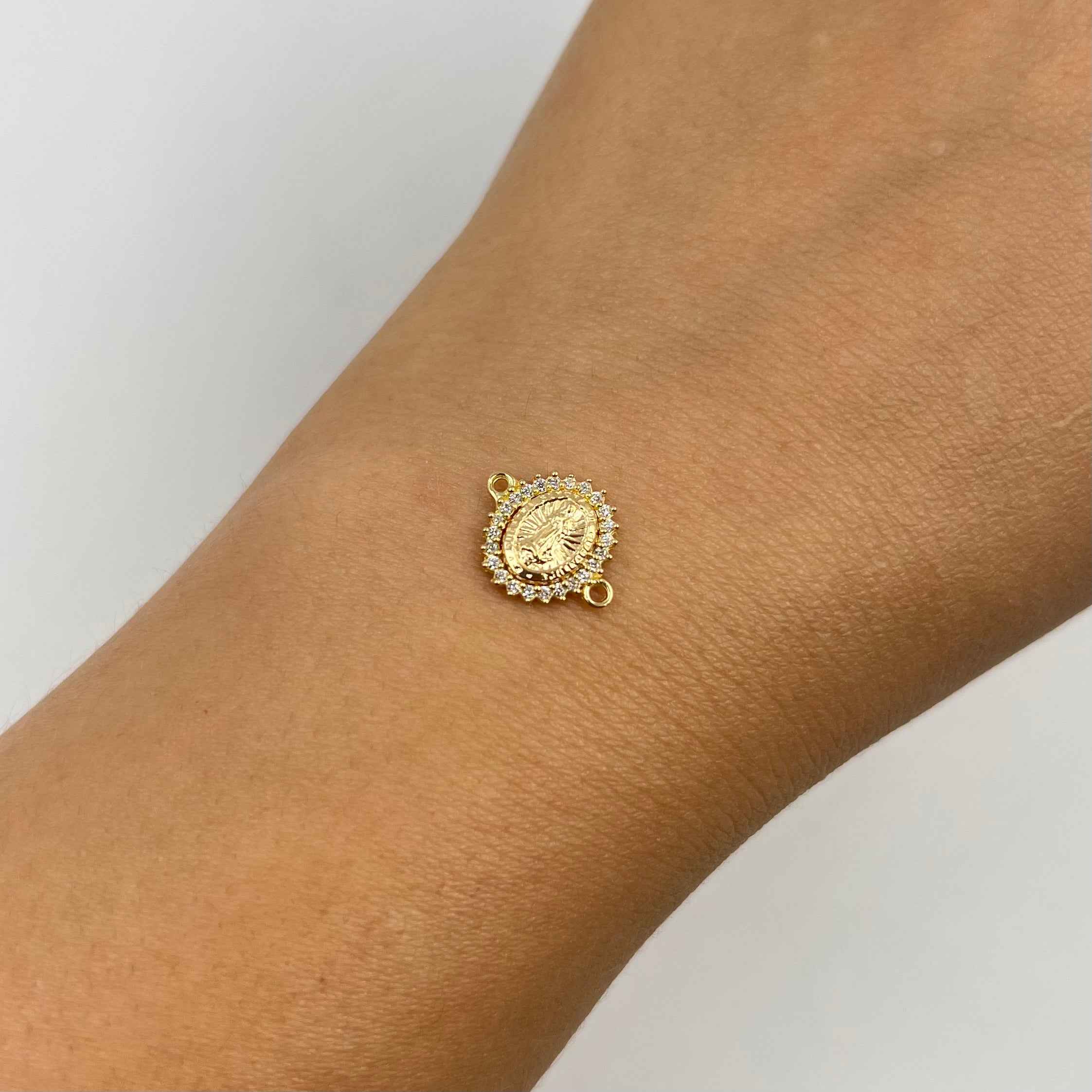 HERRAJE VIRGEN DE GUADALUPE  ORO AMARILLO 18K +1 / 0,59 GR / 1,3 CM