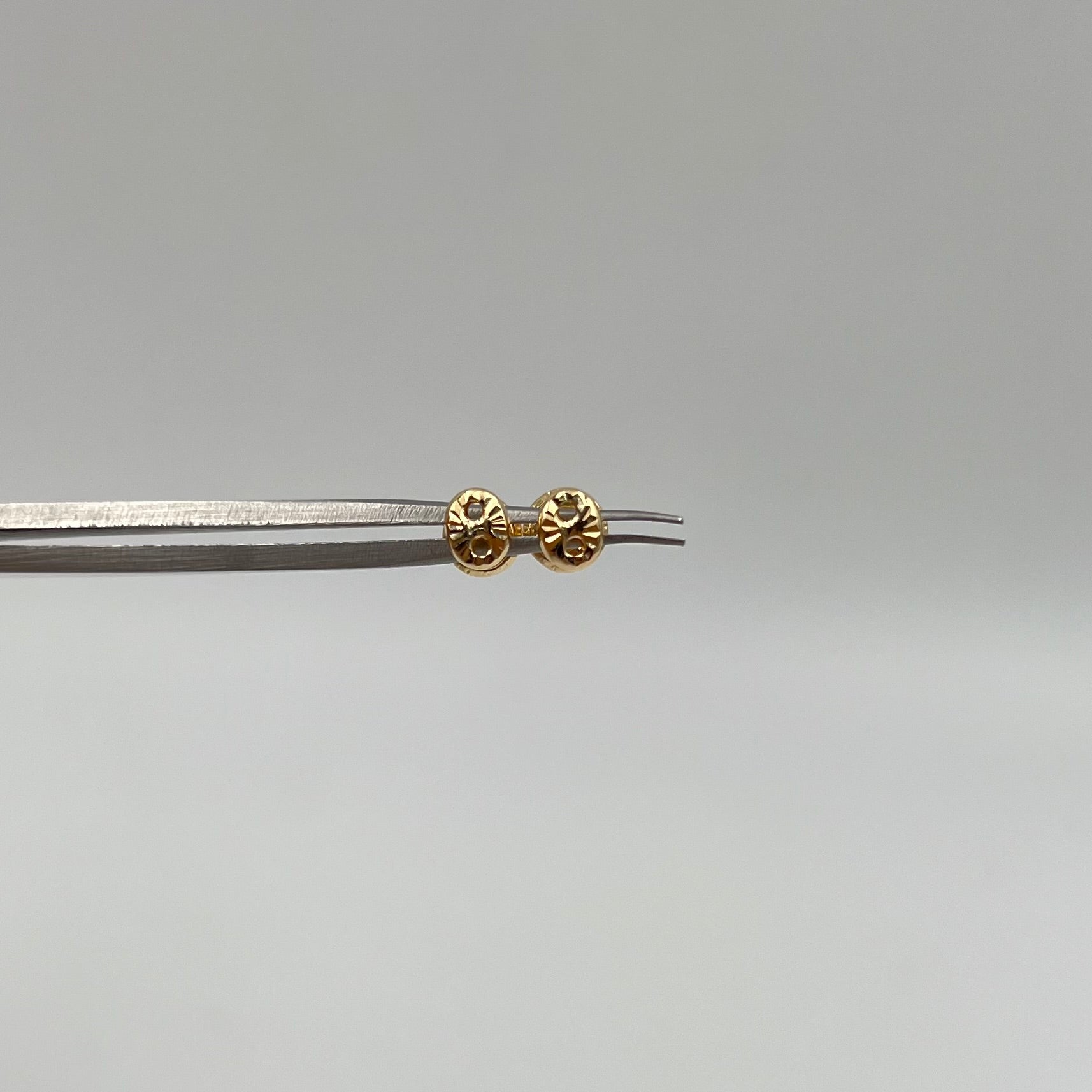 TOPOS GC DIAMANTADO ORO AMARILLO 18K 0,52 GR / 5 MM