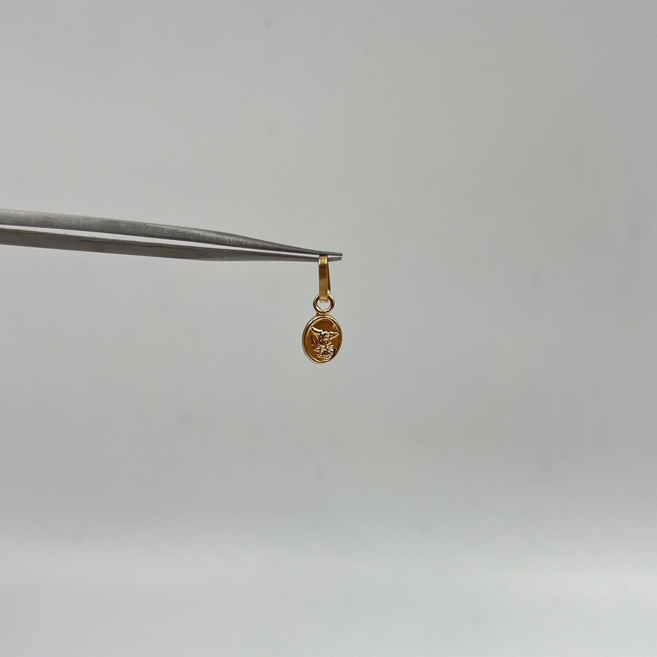 DIJE SAN MIGUEL ARCANGEL  ORO AMARILLO 18K 0,28 GR / 5 MM / 1 CM