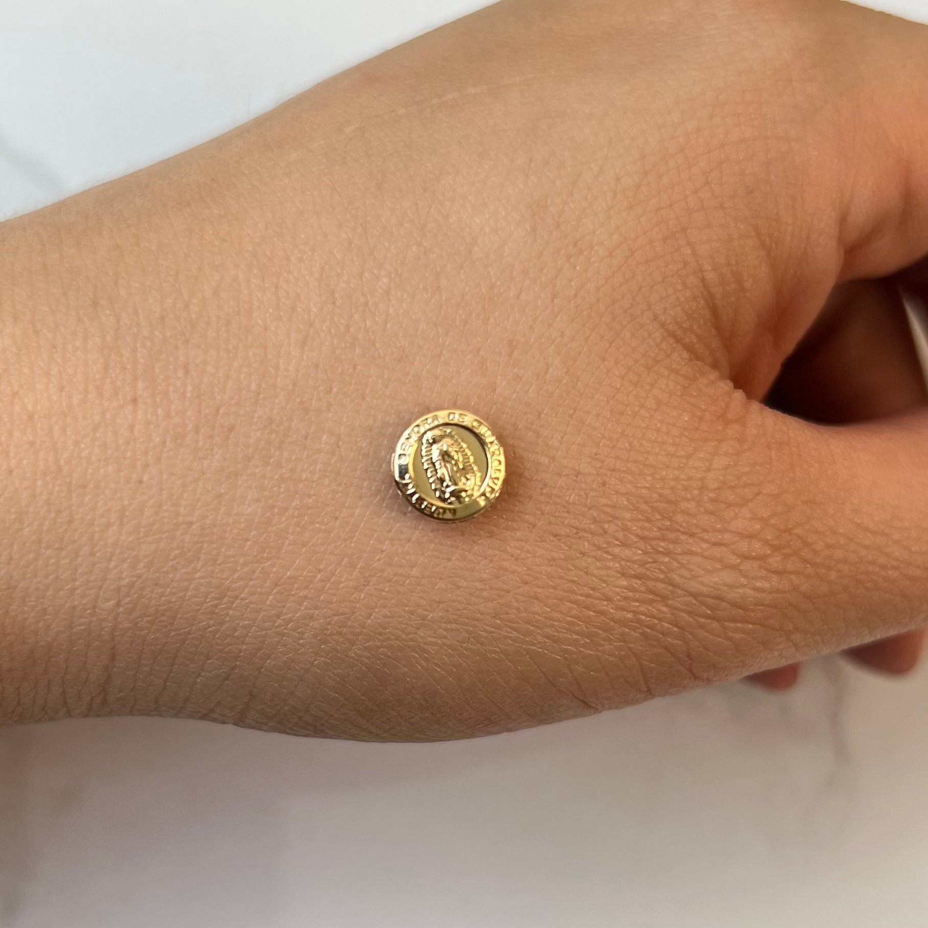 HERRAJE VIRGEN DE GUADALUPE ORO AMARILLO 18K 0,25 GR / 0,8 CM