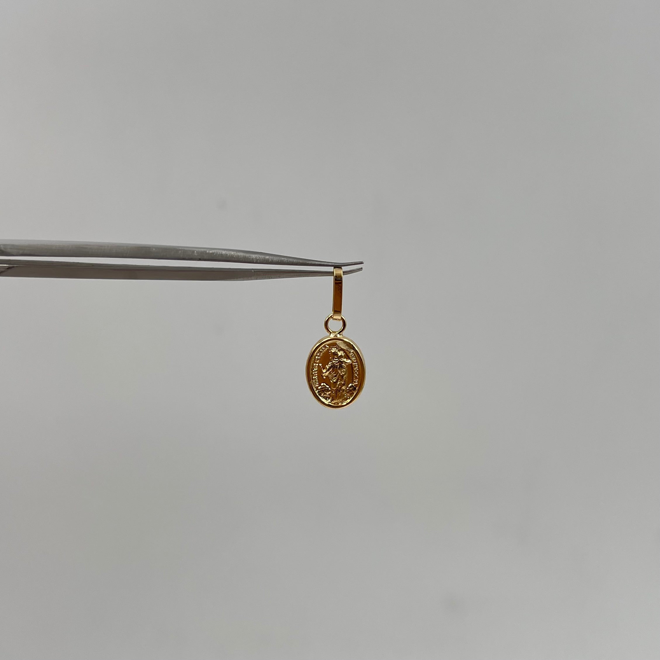 DIJE VIRGEN MARIA AUXILIADORA  ORO AMARILLO 18K 0,61 GR / 0,8 MM / 1,4 CM
