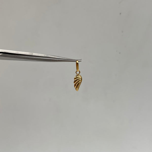 DIJE ALA  ORO AMARILLO 18K 0,34 GR / 5 MM / 1,4 CM