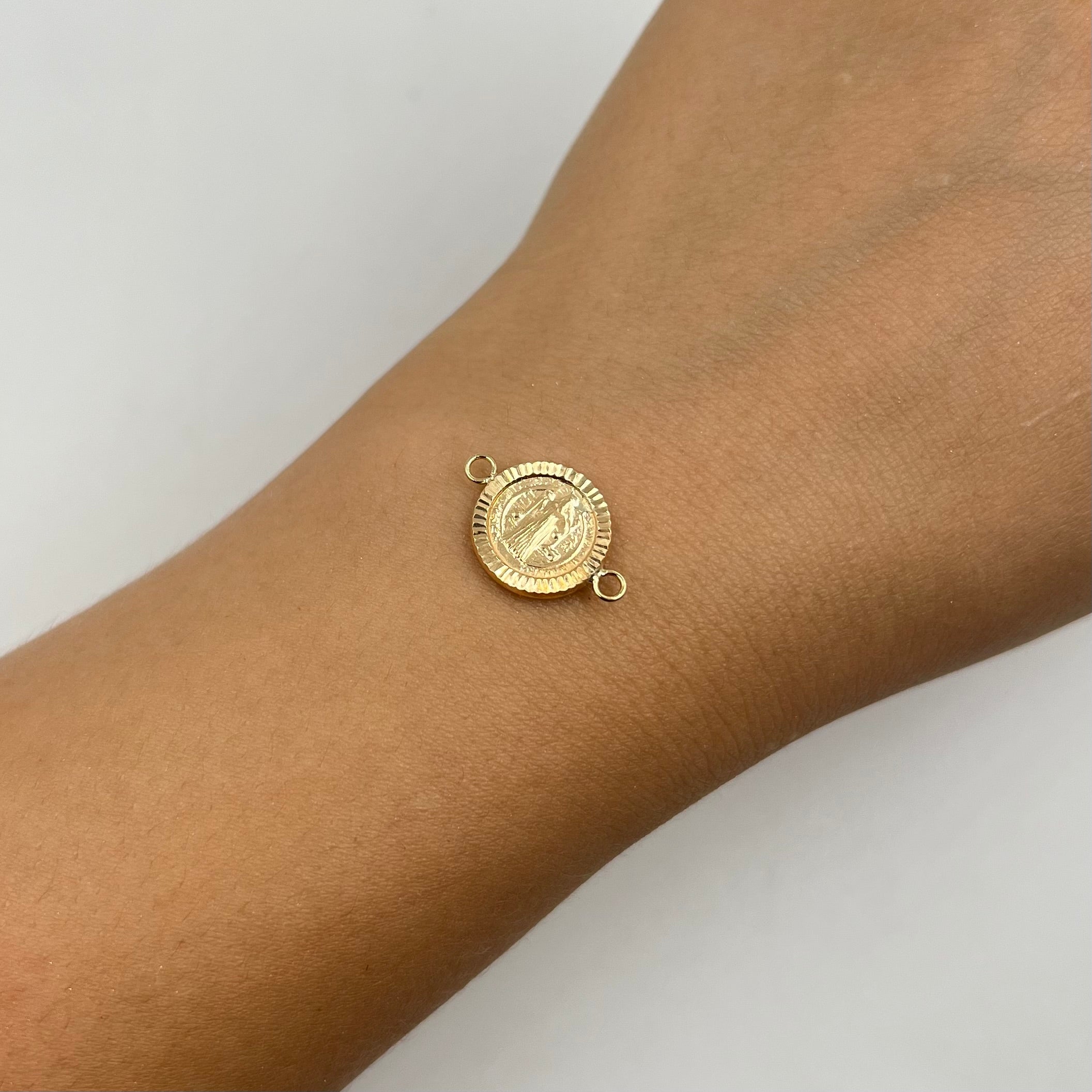 HERRAJE SAN BENITO DIAMANTADO  ORO AMARILLO 18K 0,82 GR / 1,9 CM