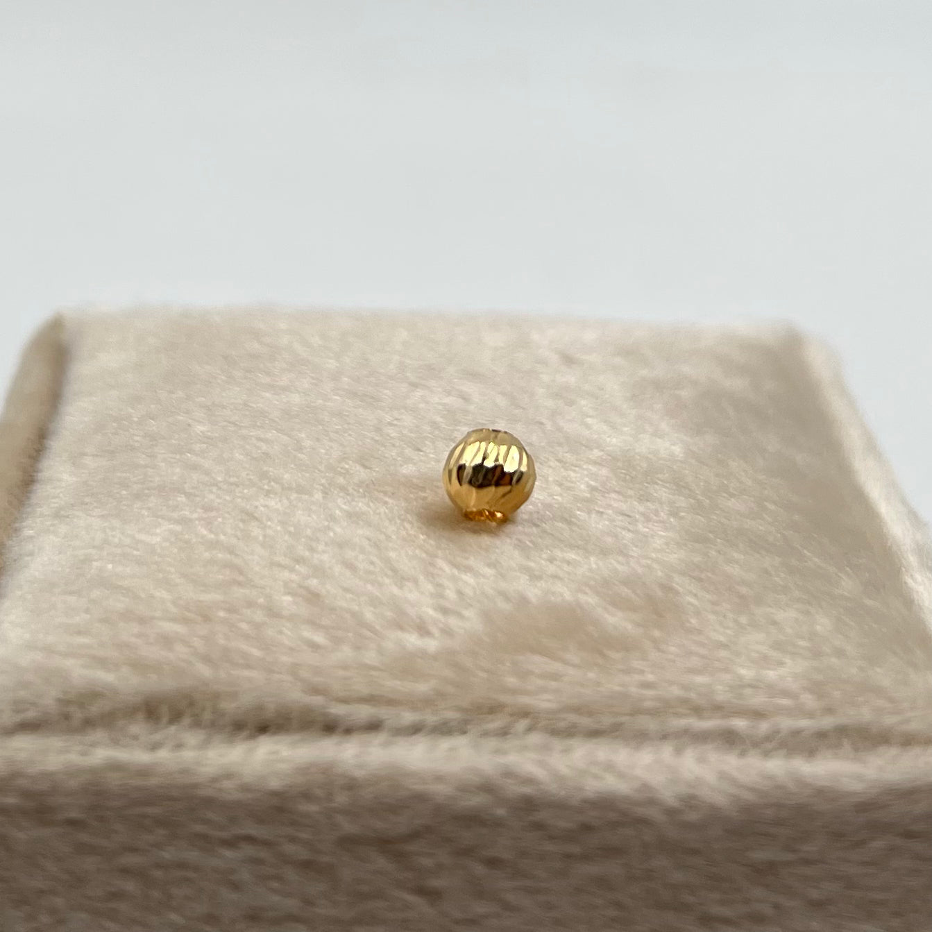 BOLA LISA 6MM / NAC 18K ORO AMARILLO
