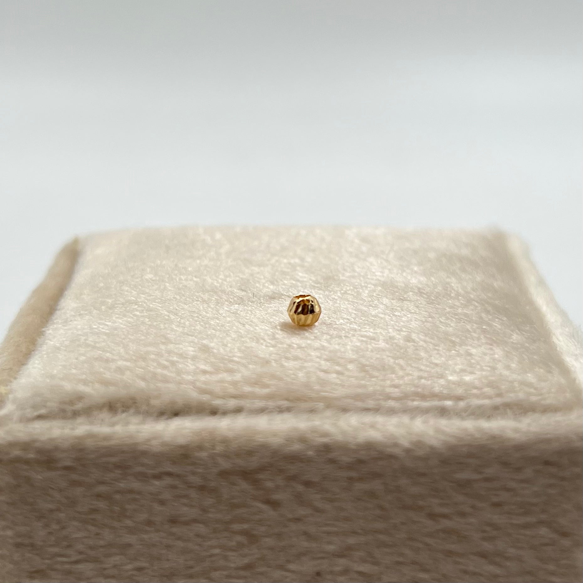 BOLA DIAMANTADA 3MM / NAC ORO AMARILLO